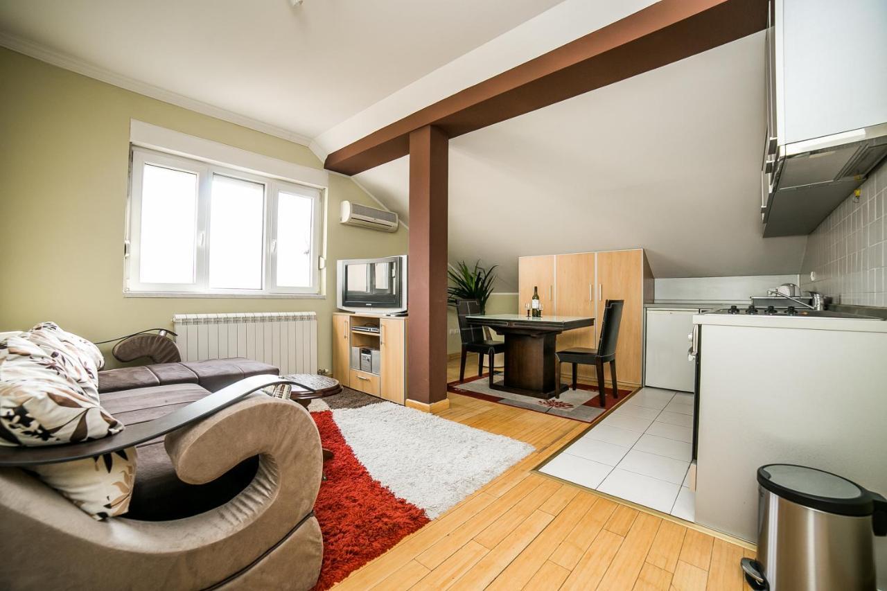 Residence Amelie Belgrado Buitenkant foto